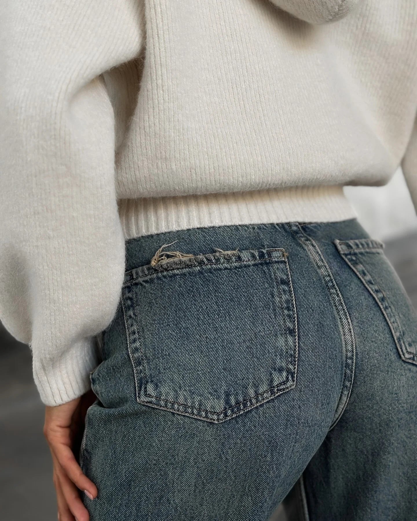 Autumn Knitted Women's Short Cardigan with Zipper Gray Winter Sweater Casual Cute Vintage White Cardigan for Women with Hood - Smarsty