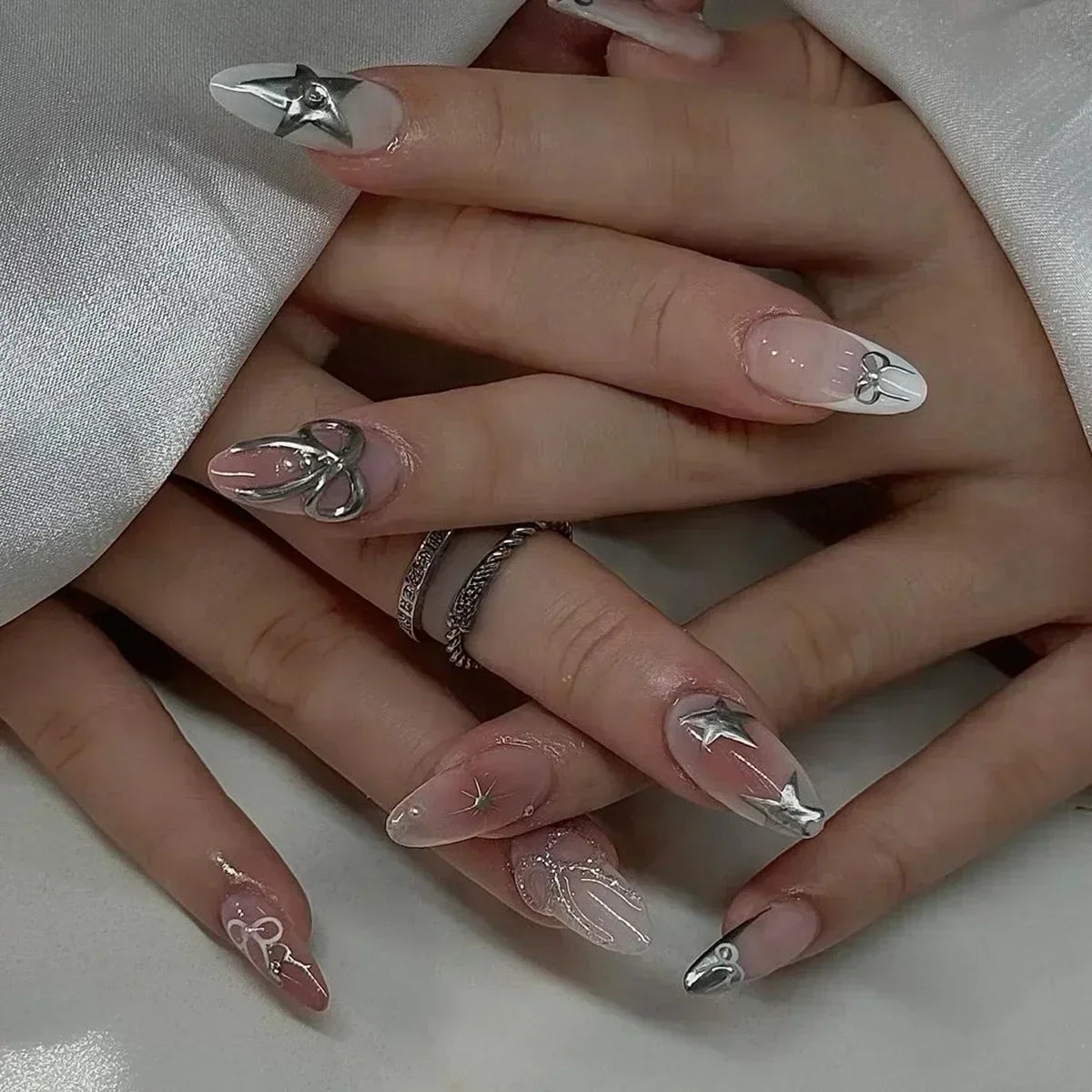 24Pcs Pink Almond False Nails with French Design - Smarsty