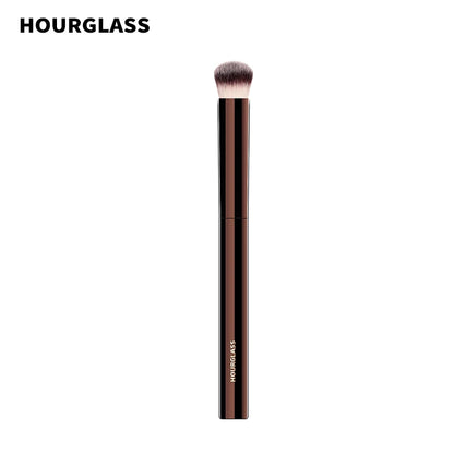 Hourglass No 19 Concealer Brush for Seamless Finish - Smarsty