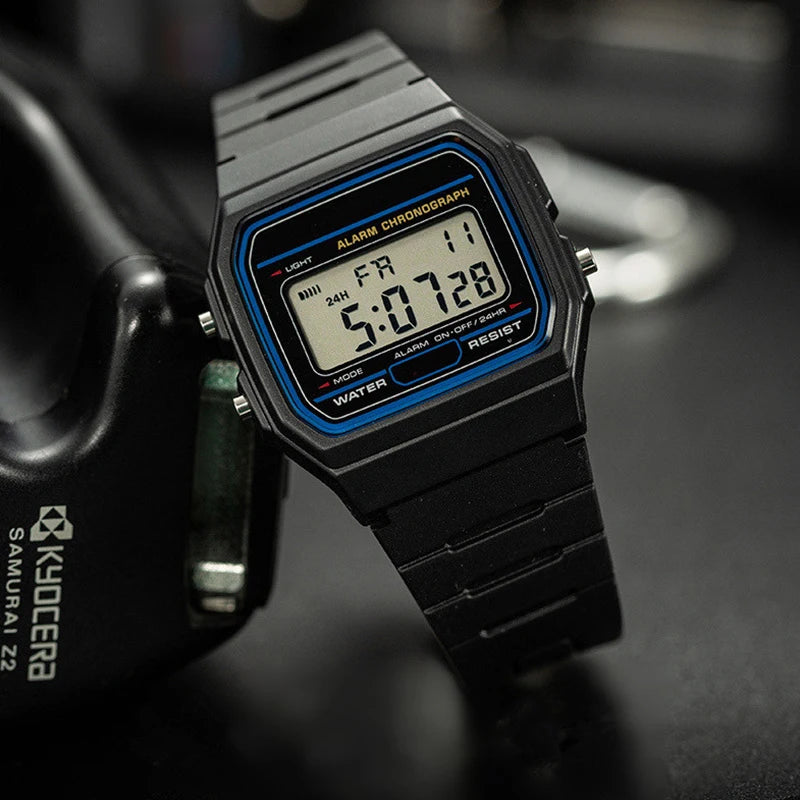 Fashion Sports Men's Digital LED Wristwatch with Silicone Band - Smarsty