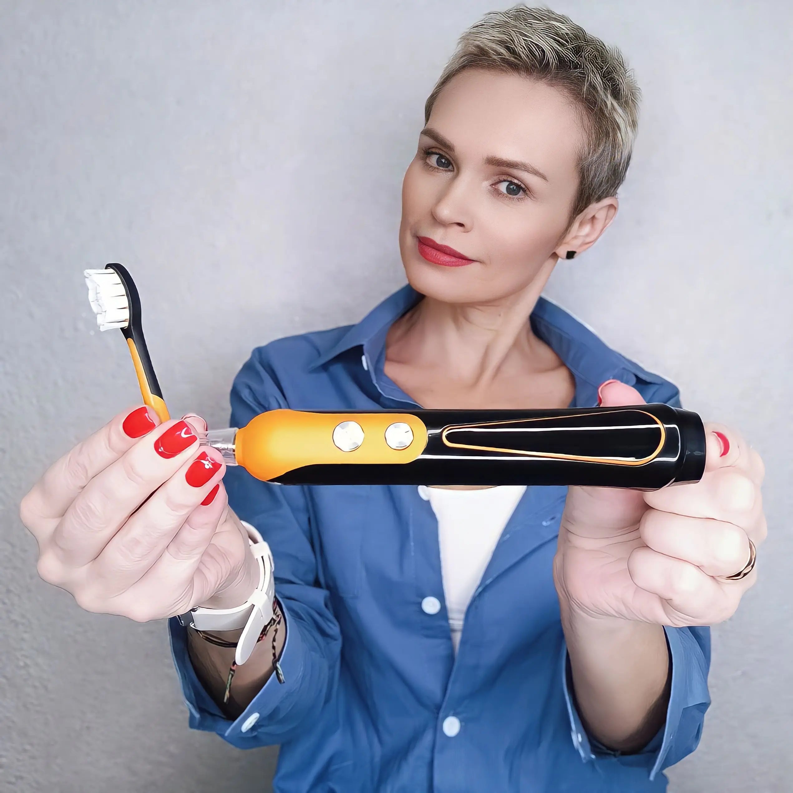 Sonic Electric Toothbrush with USB Rechargeable Whitening Feature - Smarsty