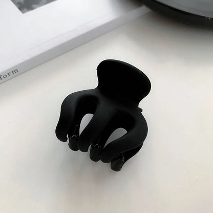Elegant Black Geometric Hair Claw Secure Hold Easy Clip - Smarsty