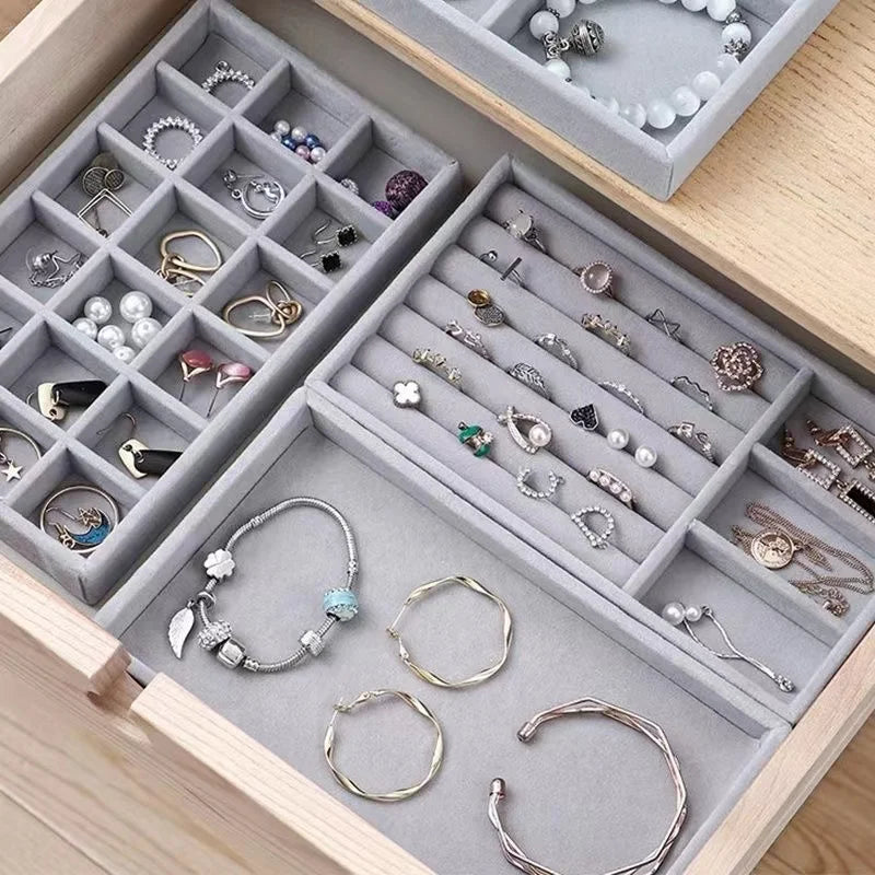 Velvet Jewelry Organizer Tray for Rings and Necklaces - Smarsty