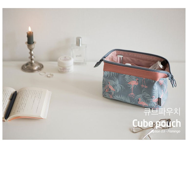 Flamingo Travel Makeup Bag With Large Capacity Organizer - Smarsty