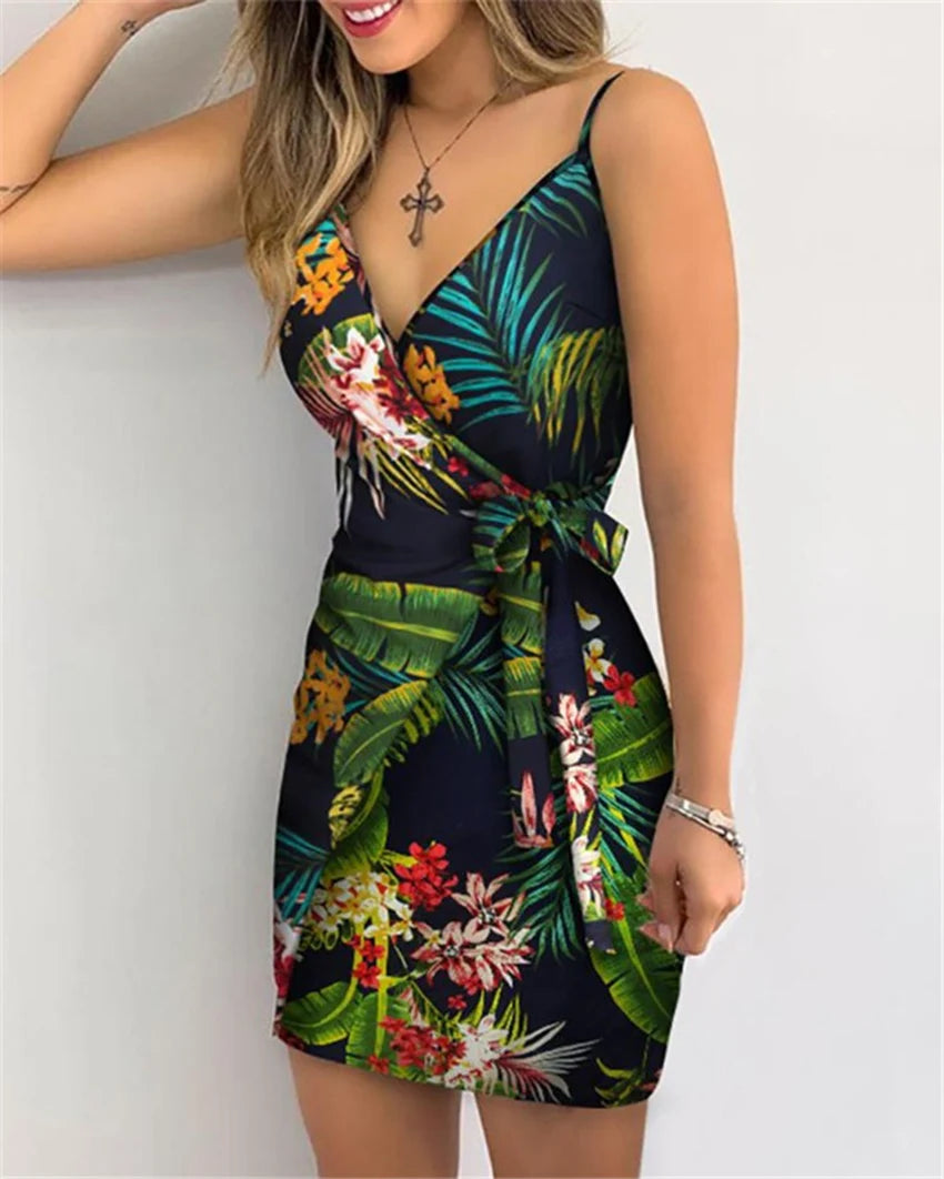 Women's Sexy V-Neck Spaghetti Strap Bodycon Dress, Slim Fit Party Dress with Waist Belt, Summer Cocktail Dress - Smarsty