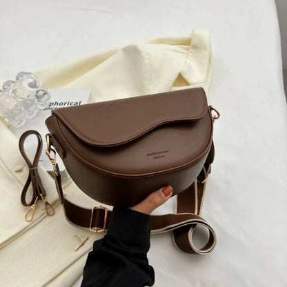 Women Vintage Saddle Bag With Wide Strap Crossbody - Smarsty