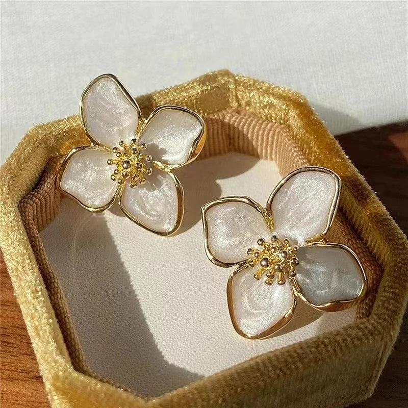 Hibiscus Flower Stud Earrings Vintage Romantic Gift - Smarsty