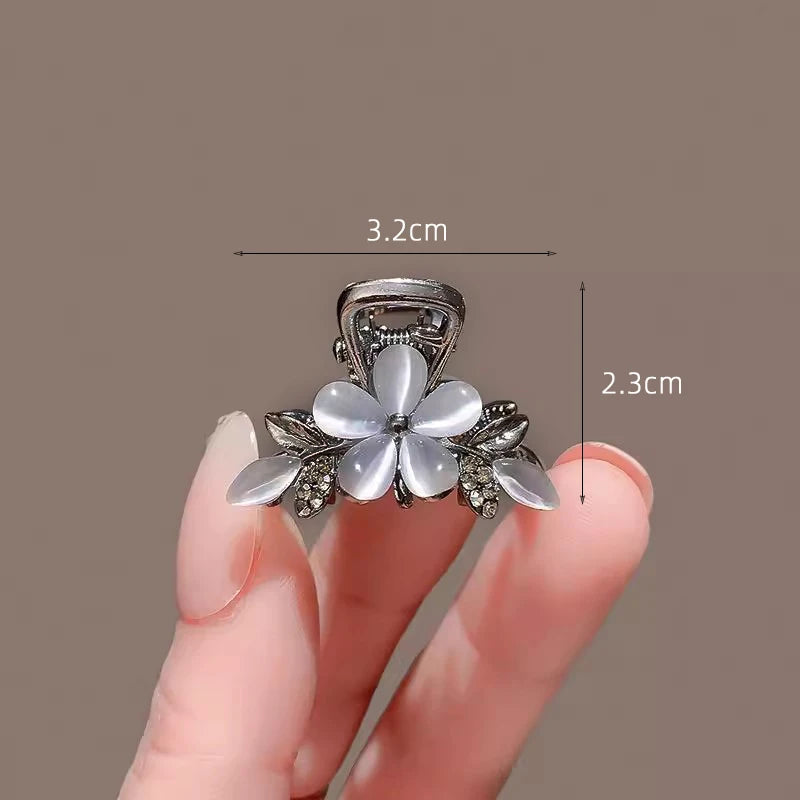 Korean Alloy Rhinestone Hair Claw For Women Elegant - Smarsty