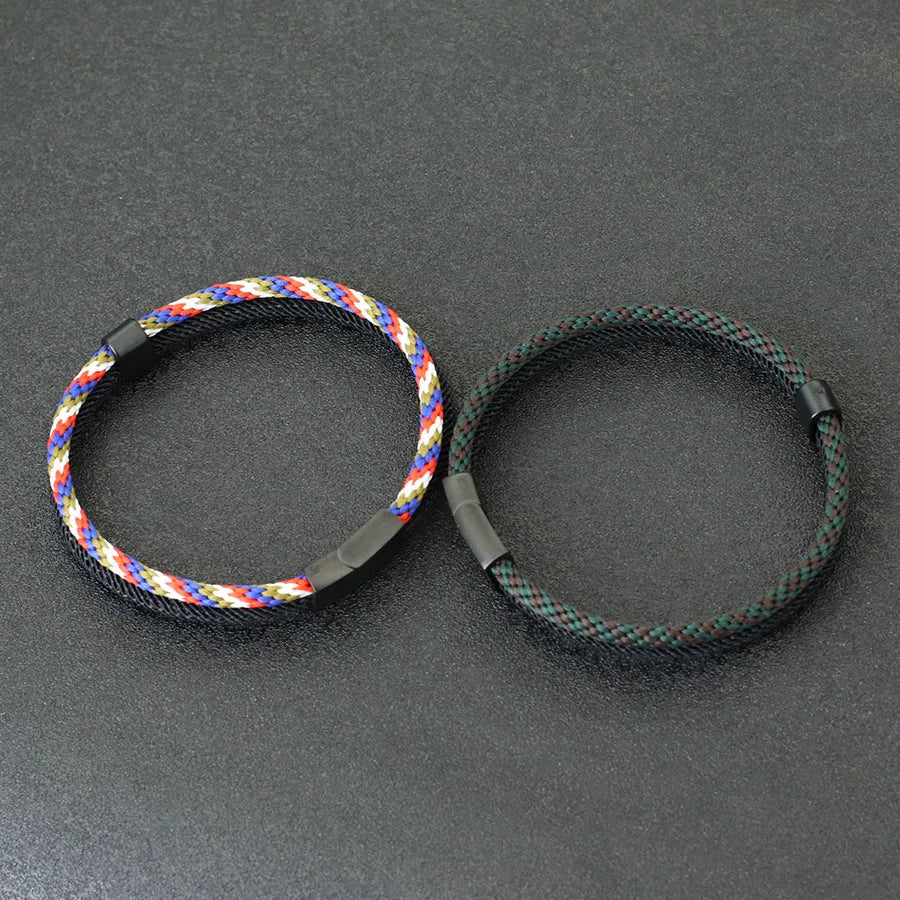 Stylish Paracord Bracelet for Men with Stainless Steel Buckle - Smarsty