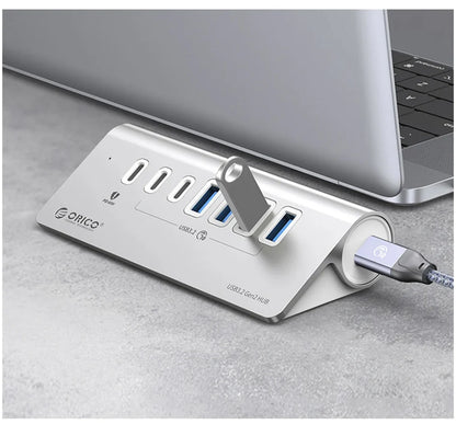 High Performance USB Docking Station With 10Gbps Hub
