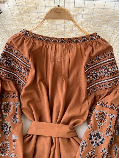Bohemian Retro Ethnic Style Dress Women's New Spring Autumn Embroidered Lace Up Lantern Sleeves Waist Cinching Long Dress A155 - Smarsty