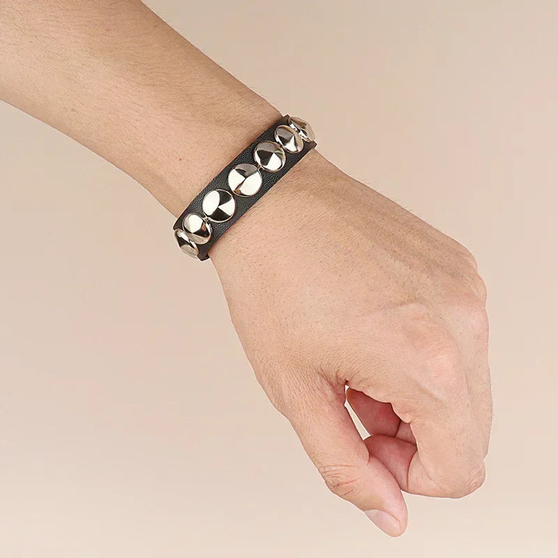 Punk Hip Hop Leather Skull Bracelet for Unisex Fashion - Smarsty