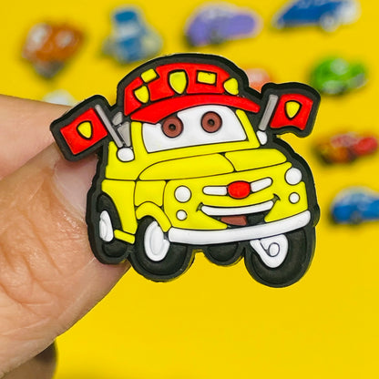 1Pcs Mix Cars Luigi Ramone Lightning McQueen PVC Shoe Charms Kids Popular Buckle Decorations Fit Birthday Gifts