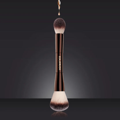 Hourglass No 17 Double Head Makeup Brush for Highlighting - Smarsty