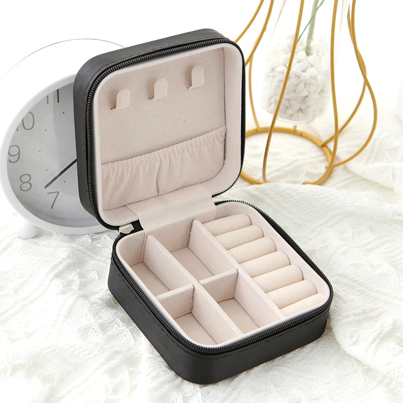 Travel Jewelry Box in Classic Black and Pink Leather - Smarsty