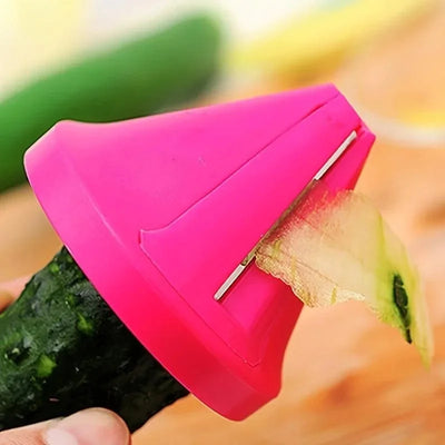 Spiralizer Vegetable Slicer,Handheld Spiralizer Vegetable Fruit Zucchini Noodle Maker Grater Slicer Cutters, Kitchen Gadget by Smarsty