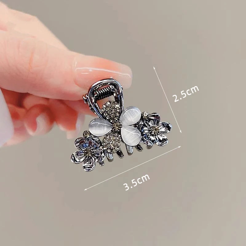 Korean Alloy Rhinestone Hair Claw For Women Elegant - Smarsty