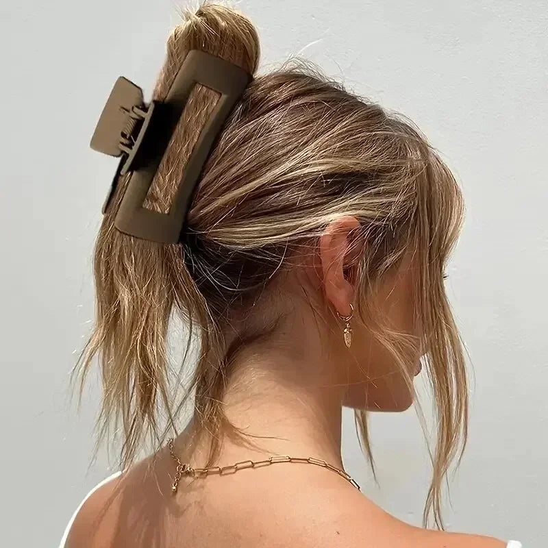 Extra-Large Shark Jaw Hair Claw Clips Set - Smarsty