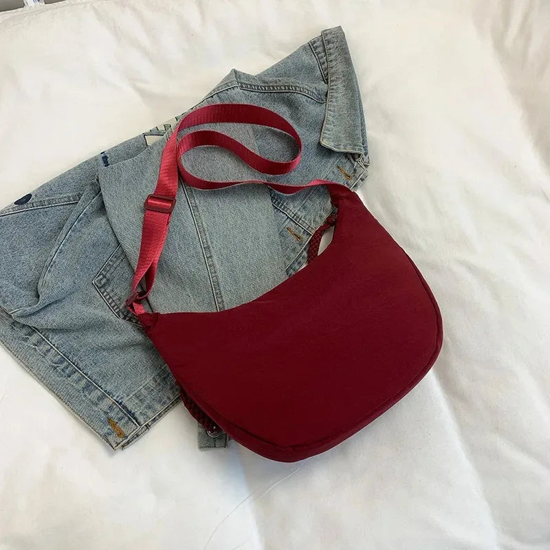Minimalist Nylon Shoulder Bag With Multifunctional Storage - Smarsty