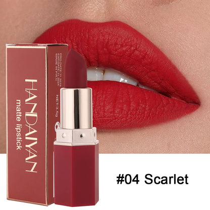 Long-Lasting Matte Lipstick with Velvet Finish - Smarsty