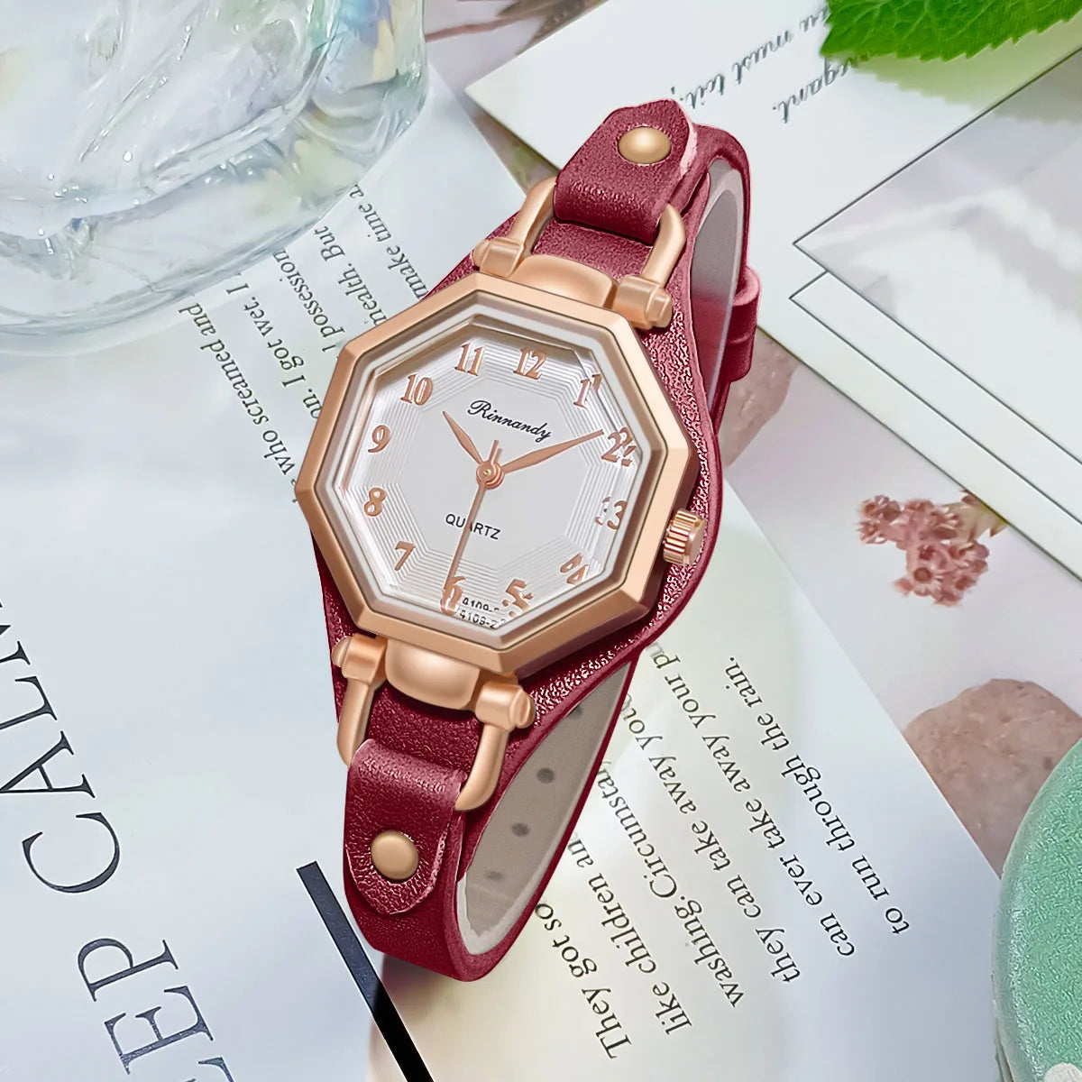 Luxury Quartz Women Wristwatch with Leather Band - Smarsty