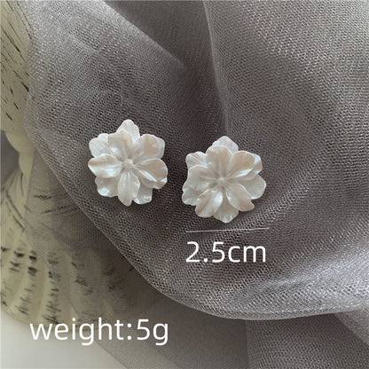 Large White Camellia Resin Stud Earrings Bridal Gift - Smarsty