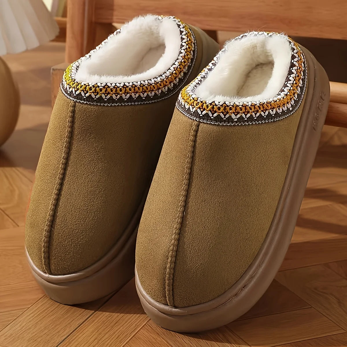 Women's Comfort Lined Slippers Soft Sole Winter Warm Indoor Outdoor Shoes Elegant Couple Slippers - Smarsty