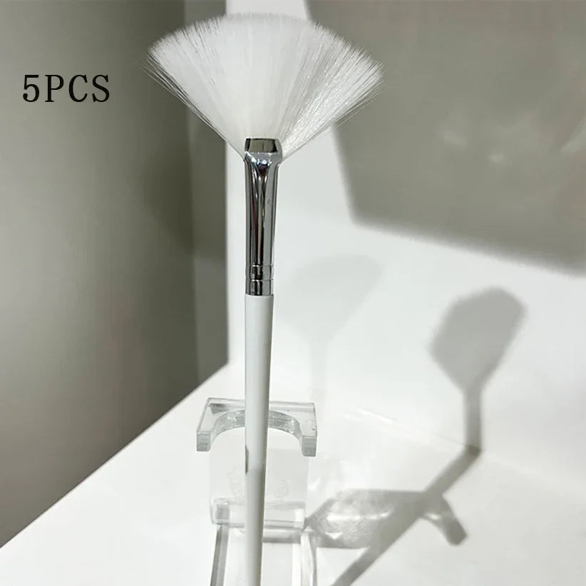 5 Piece Soft Makeup Brush Set with Wooden Handles - Smarsty