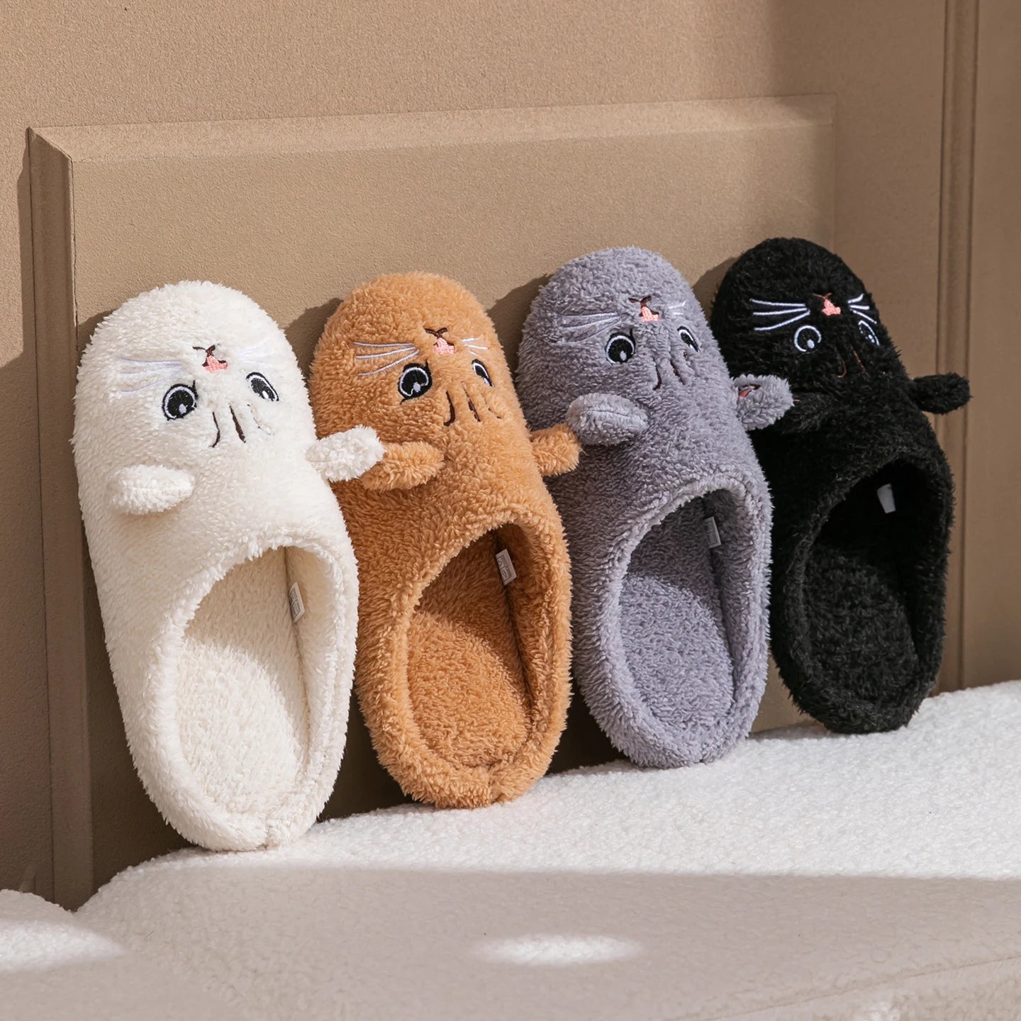 Women's Cartoon Cat Plush Slippers Cozy Winter Bedroom House Shoes with Non-Slip Soft Sole for Indoor Comfort Home Warm Shoes - Smarsty