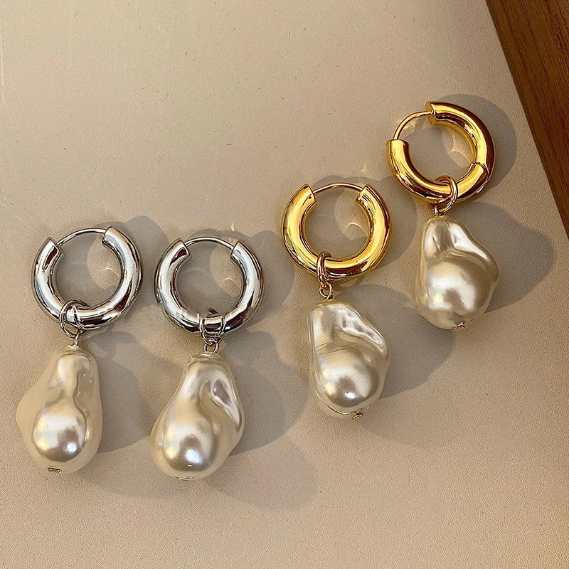 Elegant Gold Vintage Circle Drop Earrings with Baroque Pearl - Smarsty