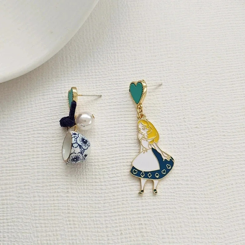 Cute Fairy Tale Princess Alice Dangle Earrings with Pearls - Smarsty