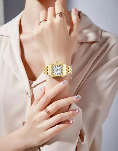 Light Luxury Women’s Gold Quartz Watch with Bracelet Clasp - Smarsty