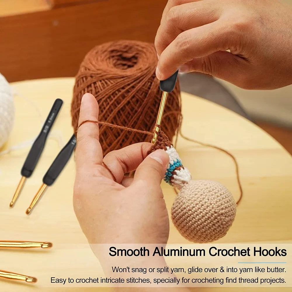 Ergonomic 8PCS Crochet Hook Set for Arthritic Hands - Smarsty