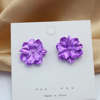 Large White Camellia Resin Stud Earrings Bridal Gift - Smarsty