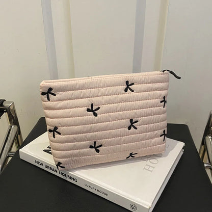 Large Capacity Embroidered Makeup Bag With Zipper Closure - Smarsty