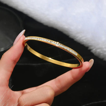 Stainless Steel Four-Leaf Clover Lucky Bracelet for Women - Smarsty