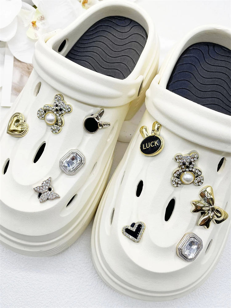 10PCS Shoe Charms ABS Bow Decorations For Sandals Luxury Rhinestone Bear Design Accessories 2024 Women Diy Bling Clog Ornaments