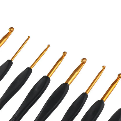 Ergonomic 8PCS Crochet Hook Set for Arthritic Hands - Smarsty