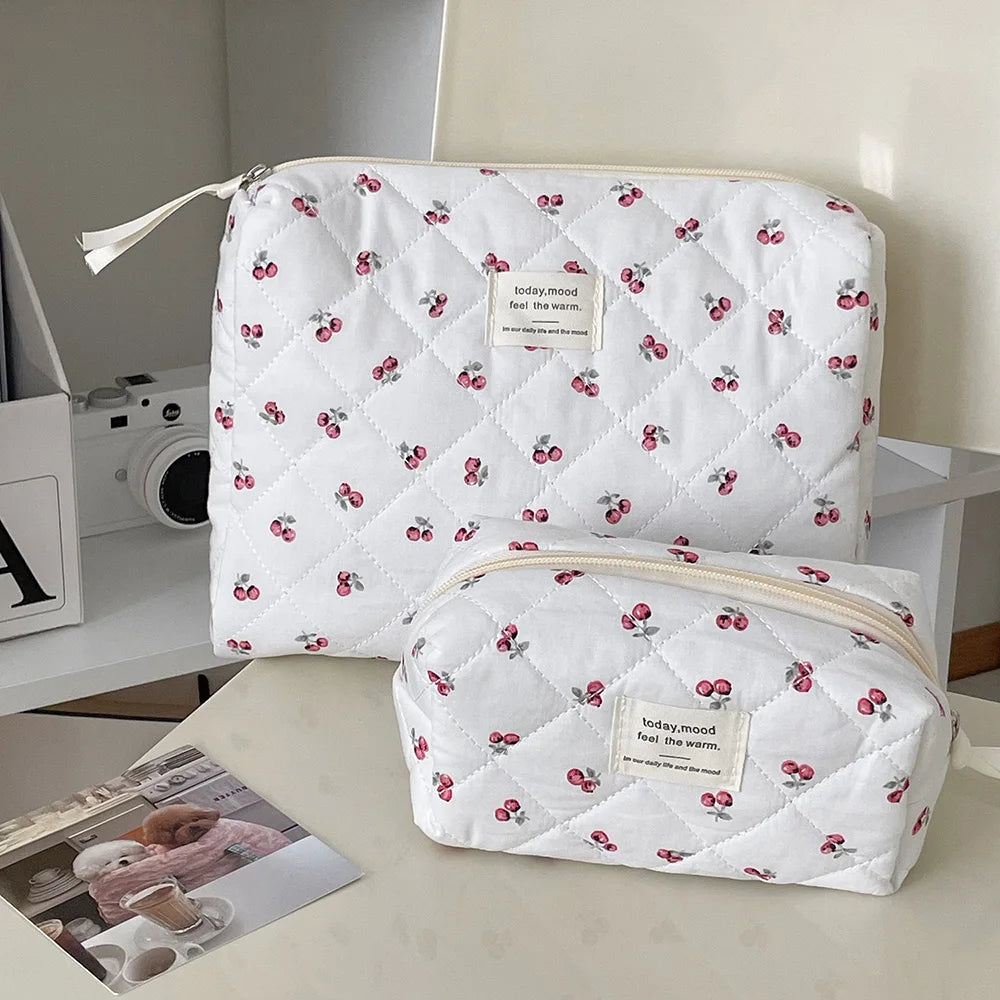 Cherry Tote Makeup Bag Portable Quilted Cosmetic Case - Smarsty