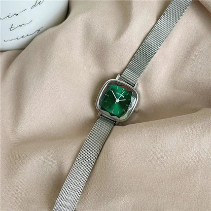 Fashion Women Small Dial Quartz Watch with Mesh Strap - Smarsty