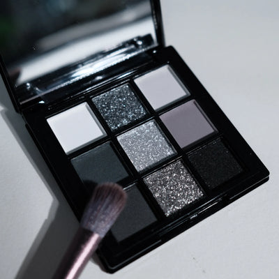 9 Color Eye Shadow Palette for Smokey Makeup Looks - Smarsty