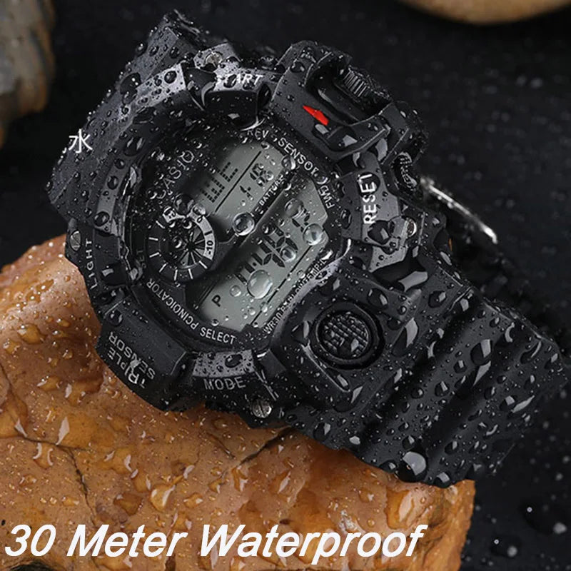 Men's Waterproof Sports Watch with Luminous Display and Alarm - Smarsty