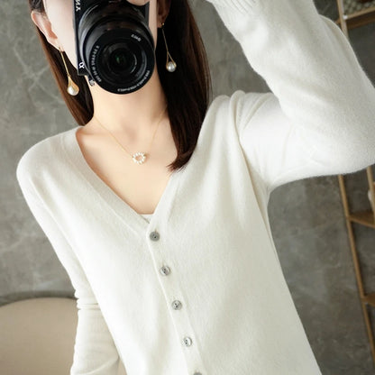 2024 New V-Neck Temperament Small Fragrant Wind Women Loose Sweater Sweater All Sweater Coat Special Offer Cardigan ZHI D035