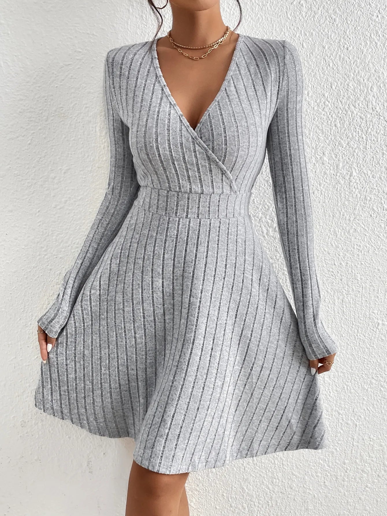 New for autumn/Winter 2024 Women Knit Slim Sexy Bodycon Dress V-Neck Long Sleeve Dress Solid Casual Midi Sweater Dress - Smarsty