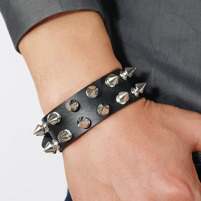 Adjustable Black Leather Punk Bracelet with Metal Spikes - Smarsty