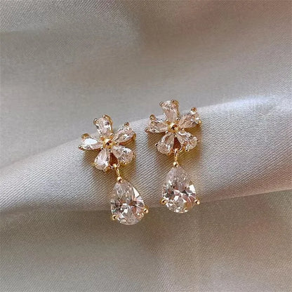Elegant Flower Leaf Zircon Stud Earrings for Women - Smarsty