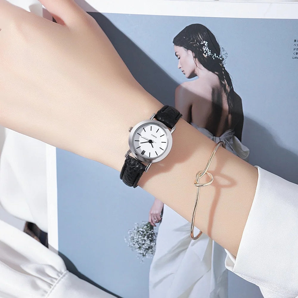 Fashionable Small Dial Women’s Quartz Watch with Leather Band - Smarsty