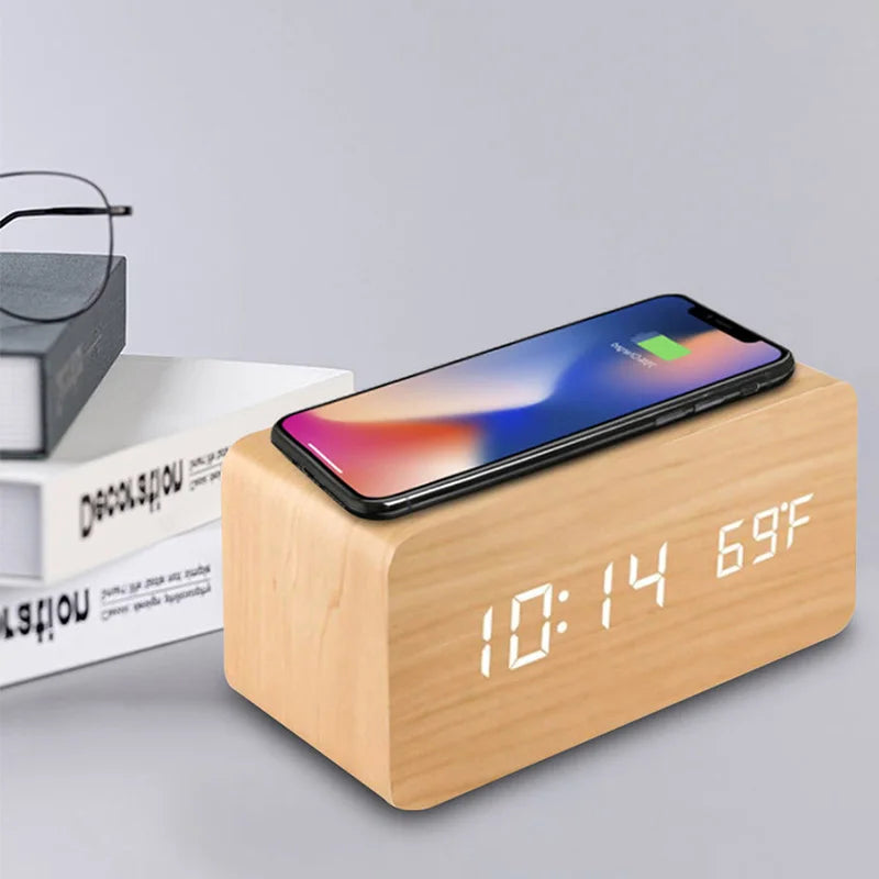 Wooden Digital Alarm Clock with Wireless Charging Feature - Smarsty