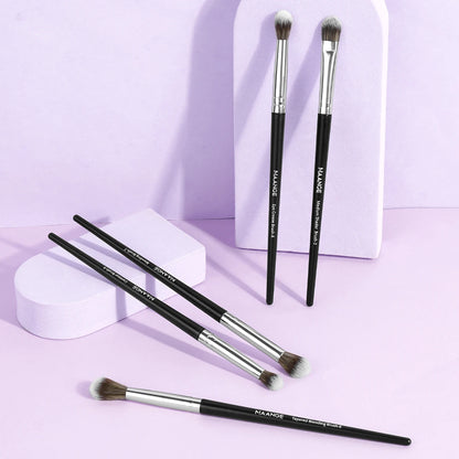 MAANGE 5 Piece Eye Shadow Brush Set for Flawless Makeup - Smarsty