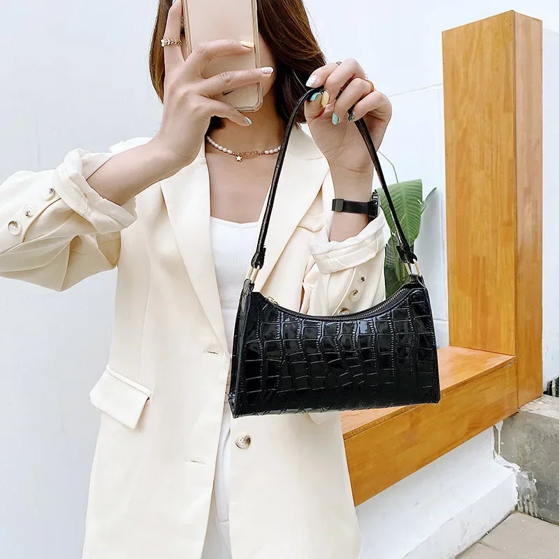 Retro Alligator Print PU Leather Small Women Handbag - Smarsty